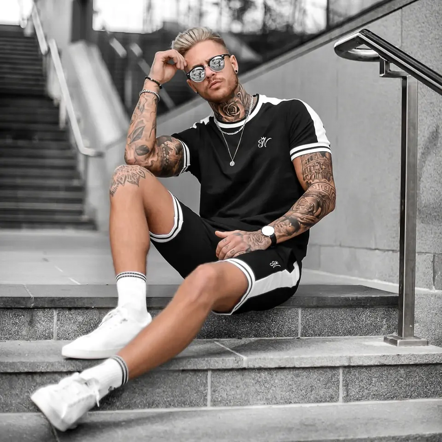 Black Retro Ribbed T-Shirt